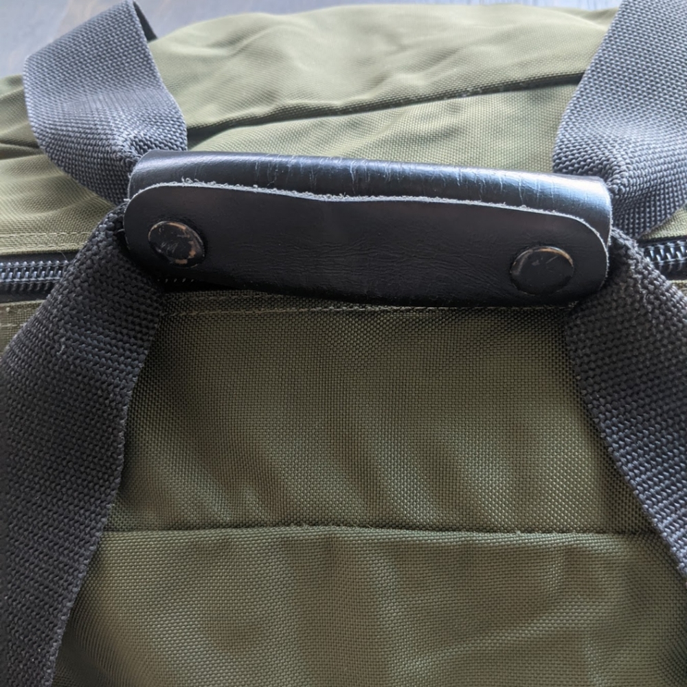 MEC Duffle Bag - Picture 5 of 7